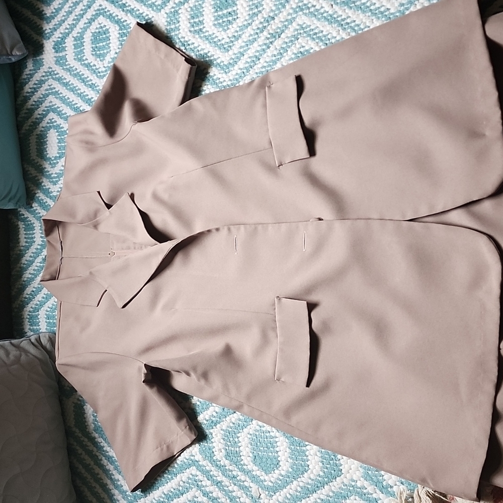 Skirt Suite View 2